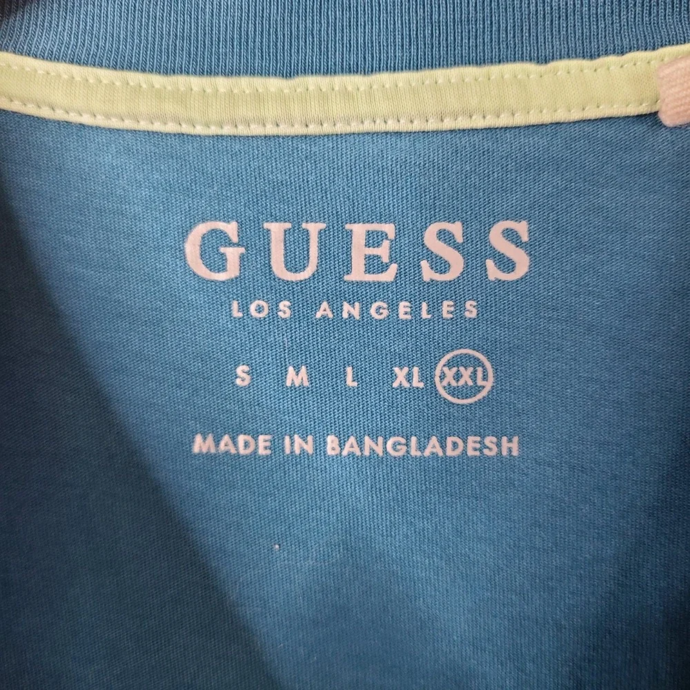 Guess Shirt Mens XXL Blue Teal Embroidered Logo Short Sleeve Tee Casual - Picture 4 of 9